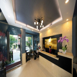 Cho Thuê Tòa Nhà Làm Khách Sạn - Thẩm Mỹ - Spa đường Lê Thánh Tôn