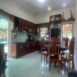 CHO THUÊ NHÀ BIỆT THỰ VƯỜN MẶT TIỀN ĐƯỜNG VĨNH PHÚ 38  280m