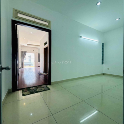 1PN - BAN CÔNG 40m2 - NGUYỄN BÁ TUYỂN ( K300 )