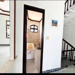 Cho Thuê Biệt Thự MT Nguyễn Thị Định Q2, 500m², 6PN, Giá 65 Triệu