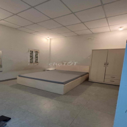Nhà Cho Thuê Rộng Rẻ Gần Trường Học Mỹ Hạnh Nam