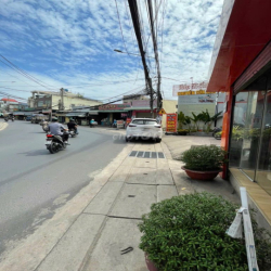 Mặt bằng kinh doanh 3.7mx11m đường Bùi Trọng Nghĩa, Trảng Dài