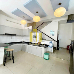 Cho Thuê Nhà Thảo Điền 25 Triệu - 3 Phòng - Sẵn Nội Thất