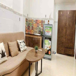 Studio bancon lớn siêu rộng giá tốt lắm