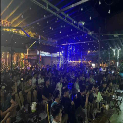 Sang quán Cafe 18x15 căn góc gần Cao Đẳng Công Thương Quận 9