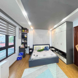 Cho thuê nhà phân lô Mai Dịch Cầu Giấy 60m 5 tầng 6PN đường ô tô