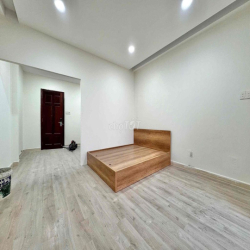 khai trương dạng 1PN CỬASỔ BAN CÔNG NGAY AEON TP