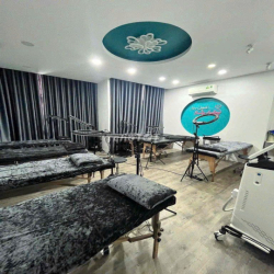 🏡 MẶT TIỀN ĐƯỜNG YÊN THẾ_KHU SÂN BAY_8,2x18m, TRỆT 3 LẦU, NHÀ MỚI.