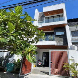 ☘️☘️NHÀ 3 TẦNG ĐẸP HIỆN ĐẠI KHU BIỂN PHẠM VĂN ĐỒNG