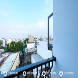 PHÒNG CỬA SỔ TRỜI - ỐP GACH BÓNG LOÁNG - GẦN NGÃ TƯ XÃ