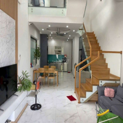 ☘️☘️NHÀ 3 TẦNG ĐẸP HIỆN ĐẠI KHU BIỂN PHẠM VĂN ĐỒNG