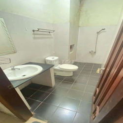 Cho thuê phòng trệt đủ n.thất 3tr đường Tô Hiệu