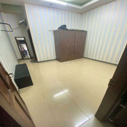 Cho thuê phòng trệt đủ n.thất 3tr đường Tô Hiệu