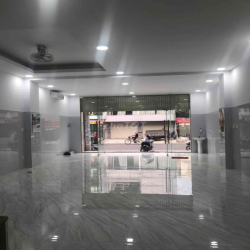 Cho thuê toà nhà đường số 4 DT 6x22m 4.5 tấm nhà đẹp 7 phòng lớn, 7wc