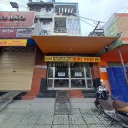 Mặt bằng kinh doanh  ngay chợ Hóc Môn cho thuê