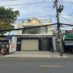 NHÀ MẶT TIỀN PHAN HUY ÍCH NGAY EMART 6.5X20 MỚI CỨNG