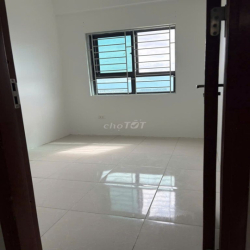 Cho thuê căn hộ chung cư tầng cao view đẹp VP6 Linh Đàm 8 tr/th