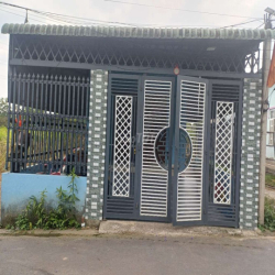 CẦN  BÁN GẤP NHÀ CẤP 4 (264M2 ) 2 MẶT TIỀN