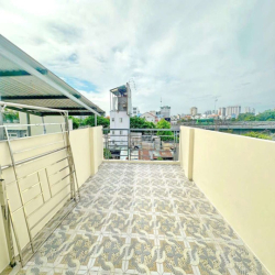 nhà hẻm gần đường lớn