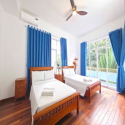 MT Quốc Hương, Thảo Điền, - 3 tầng đẹp , full nội thất (18x24m). 140tr