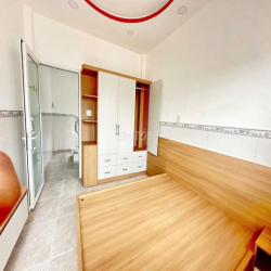 nhà hẻm gần đường lớn