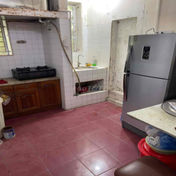 cho thuê căn hộ tầng 2 khu C8 kim liên nhà chính chủ