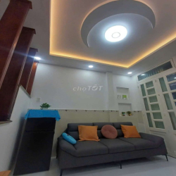 CHO THUÊ NHÀ NGUYÊN CĂN ĐƯỜNG NGUYỄN VĂN KHỐI P8 KC TRỆT LẦU 3PN 2W