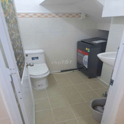 CHO THUÊ NHÀ NGUYÊN CĂN ĐƯỜNG NGUYỄN VĂN KHỐI P8 KC TRỆT LẦU 3PN 2W