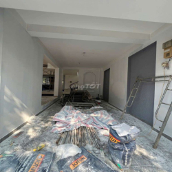 CHO THUÊ BIỆT THỰ KHU NAM LONG, DTSD 12*33, TRỆT, 2 LẦU, 5PN, SÁT GV