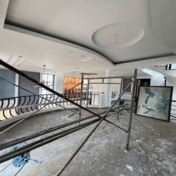 CHO THUÊ BIỆT THỰ KHU NAM LONG, DTSD 12*33, TRỆT, 2 LẦU, 5PN, SÁT GV