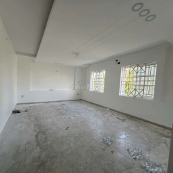 CHO THUÊ BIỆT THỰ KHU NAM LONG, DTSD 12*33, TRỆT, 2 LẦU, 5PN, SÁT GV