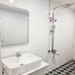 CHO THUÊ NHÀ ĐẸP 2PN GẦN CHU HUY MÂN