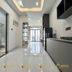 Cho Thuê Phòng Mới Xây Ban công_Máy Giặt Riêng_Nguyễn Tri Phương Q10