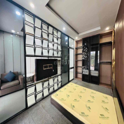 Cho thuê nhà nguyên căn sân vườn