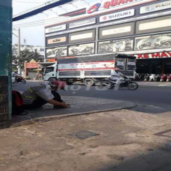 Cho thuê nhà góc 2MT số 444 Đường Lê Quang Định, P11, Bình Thạnh.