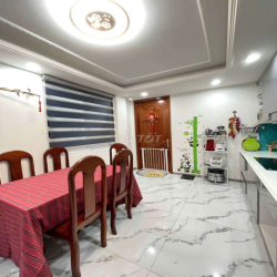 CHO THUÊ NHÀ FULL NỘI THẤT HẺM XE HƠI 4PN 5WC PHƯỜNG 11 GÒ VẤP