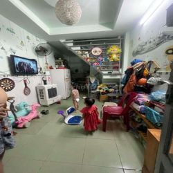 nguyên căn HXH, 2PN giá rẻ, gần chợ An Nhơn