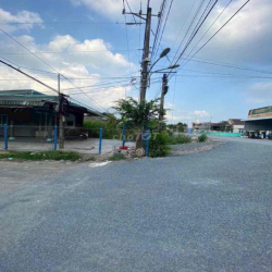 Cho thuê nhà 2 mặt tiền kinh doanh, ở, buôn bán.