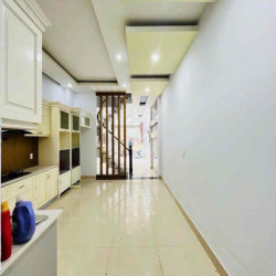 Cho Thuê Nhà Phố Điền Thuận TX 13 DT 240m2 1Trệt 3Lầu 4Pn 5Wc