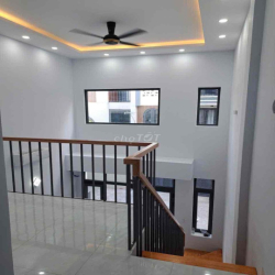 Nhà Mới Xây Khu Đồng Bộ 18/ Nguyễn Văn Dung 14tr