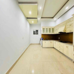 Cho Thuê Nhà Phố Điền Thuận TX 13 DT 240m2 1Trệt 3Lầu 4Pn 5Wc