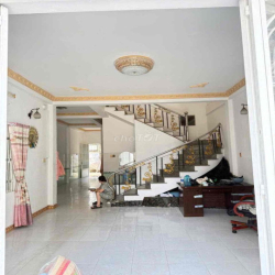 BIỆT THỰ CHO THUÊ GIÁ RẺ 11TR