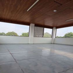 CHO THUÊ TÒA NHÀ 5 LẦU NGAY CO.OP MART