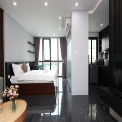 Cho thuê CHDV Studio mới ở Trịnh Công Sơn, cạnh TTTM Lotte Tây Hồ