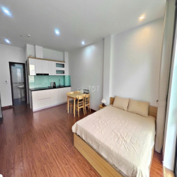 Trống săn xSTUDIO 40m2 full đồ, ban công thoáng, ô tô đỗ cửa, BĐ