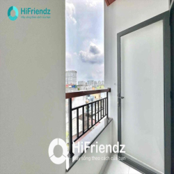 Căn Hộ Ban Công Full Nội Thất Mới 100% - Máy Giặt Riêng Ngay Đầm Sen