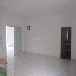 Cần bán hoặc cho nhà nguyên căn Gần khu công nghiệp Sông Hậu