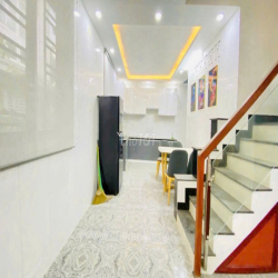 Cho thuê nhà nguyên căn 5pn sẵn nội thất HXH Lê Đức Thọ - GV