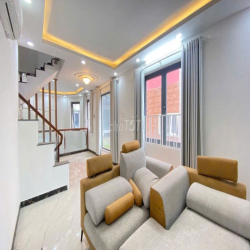 Cho thuê nhà nguyên căn 5pn sẵn nội thất HXH Lê Đức Thọ - GV