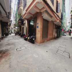 Cho thuê nhà riêng, 4 tầng, phố Tân Mai, lô góc, chính chủ